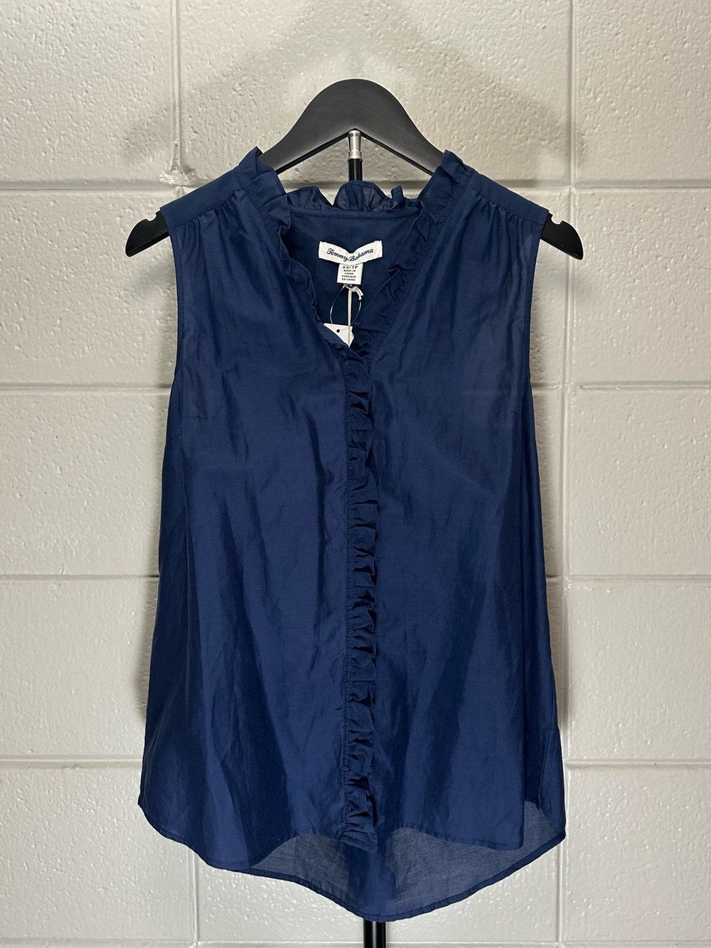 NWT! Tommy Bahama Sleeveless Ruffle-Front Blouse - Navy - XS
